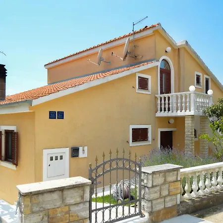 Apartman Apartment Mara-2 By Interhome