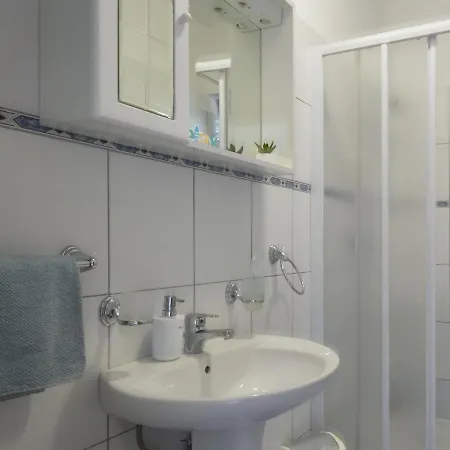 Apartment Mara-2 By Interhome Apartment Anic