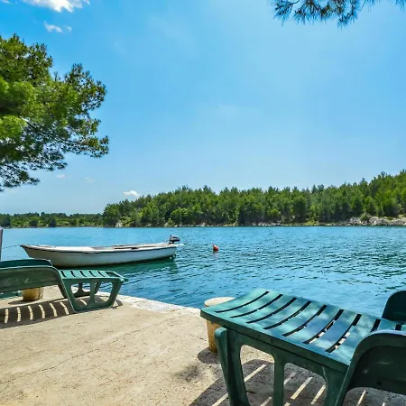 Mara-2 By Interhome Anić