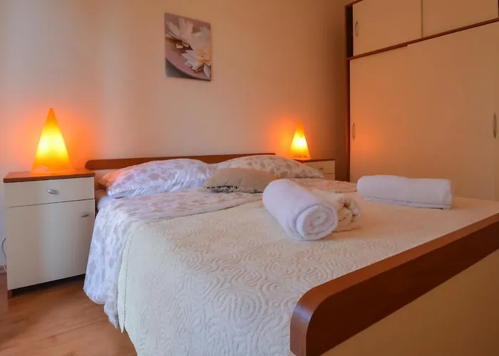 Mara-2 By Interhome *